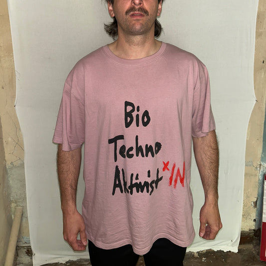 Bio Techno Aktivist*IN Shirt